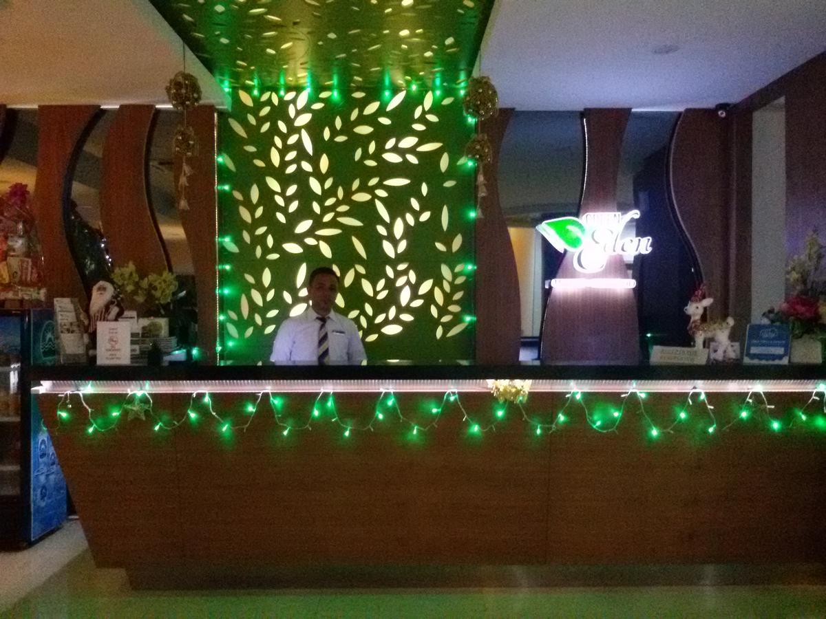 Green Eden Hotel Manado Buitenkant foto