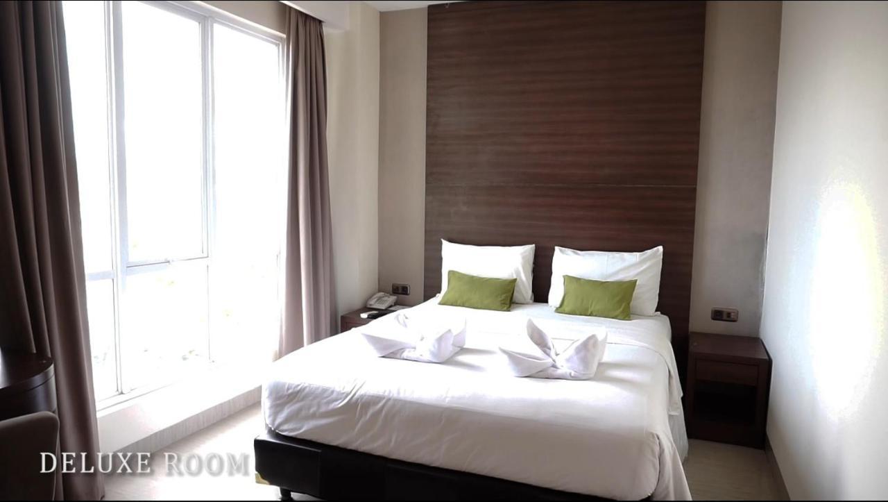 Green Eden Hotel Manado Buitenkant foto